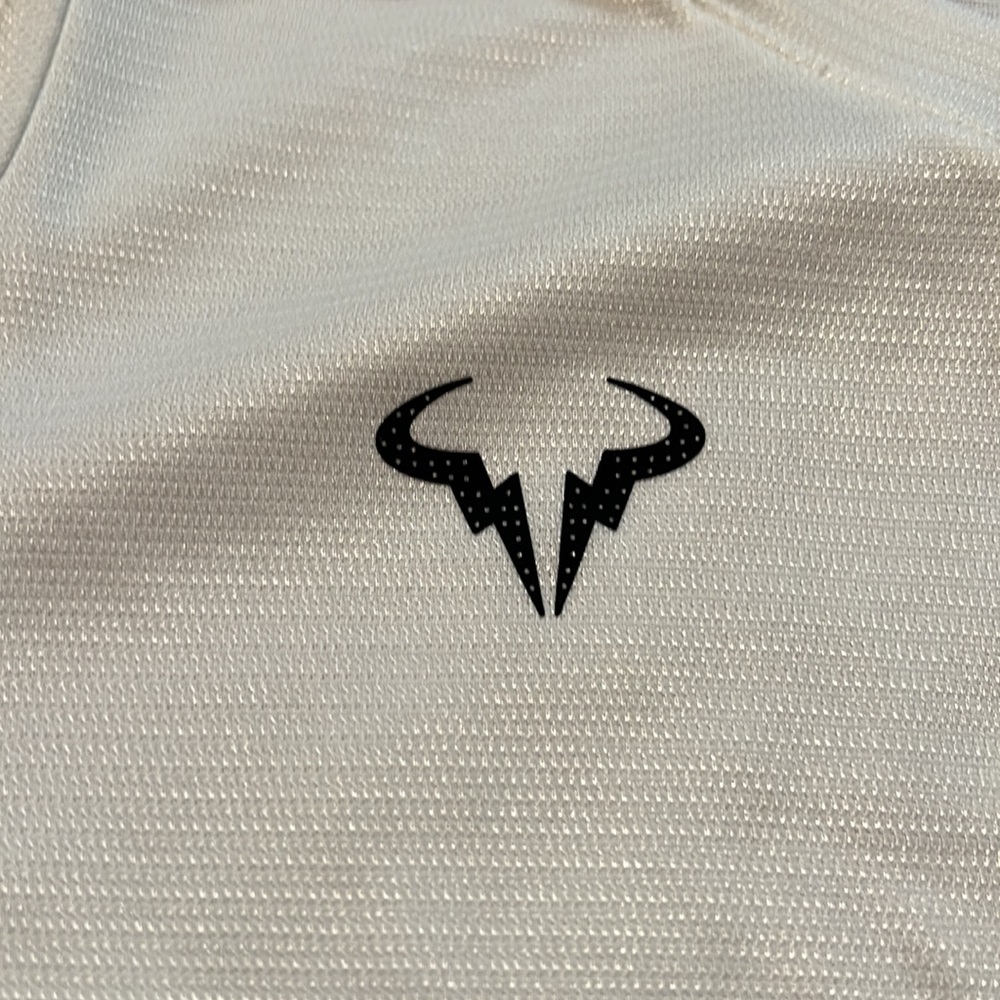 NWT Men's NikeCourt Dri-FIT Rafa Challenger Tennis Top, White, M DD8547 100 - Picture 3 of 8